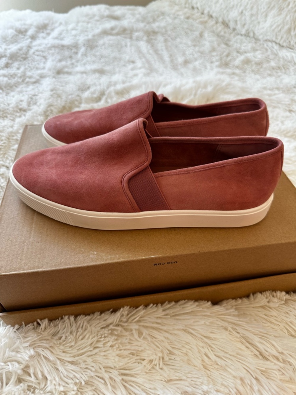 VINCE Blair Dusty Rose Suede Slip On Sneakers Women’s Size 9 Pink Leather NWOT